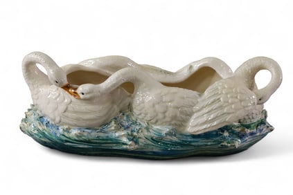 ITALIAN SWAN CENTER PIECE