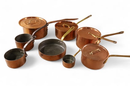 GROUPING OF COPPER COOKWARE