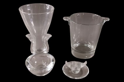 4 PIECES OF CRYSTAL