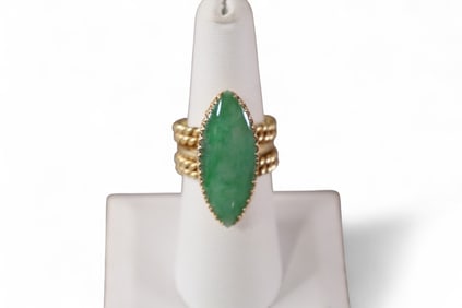 14K GOLD & JADE RING