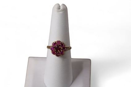 14K GOLD & RUBY RING