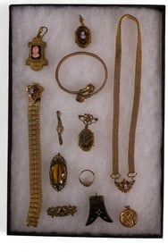 VICTORIAN GOLD PLATED JEWELRY