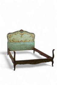 VENETIAN STYLE BED