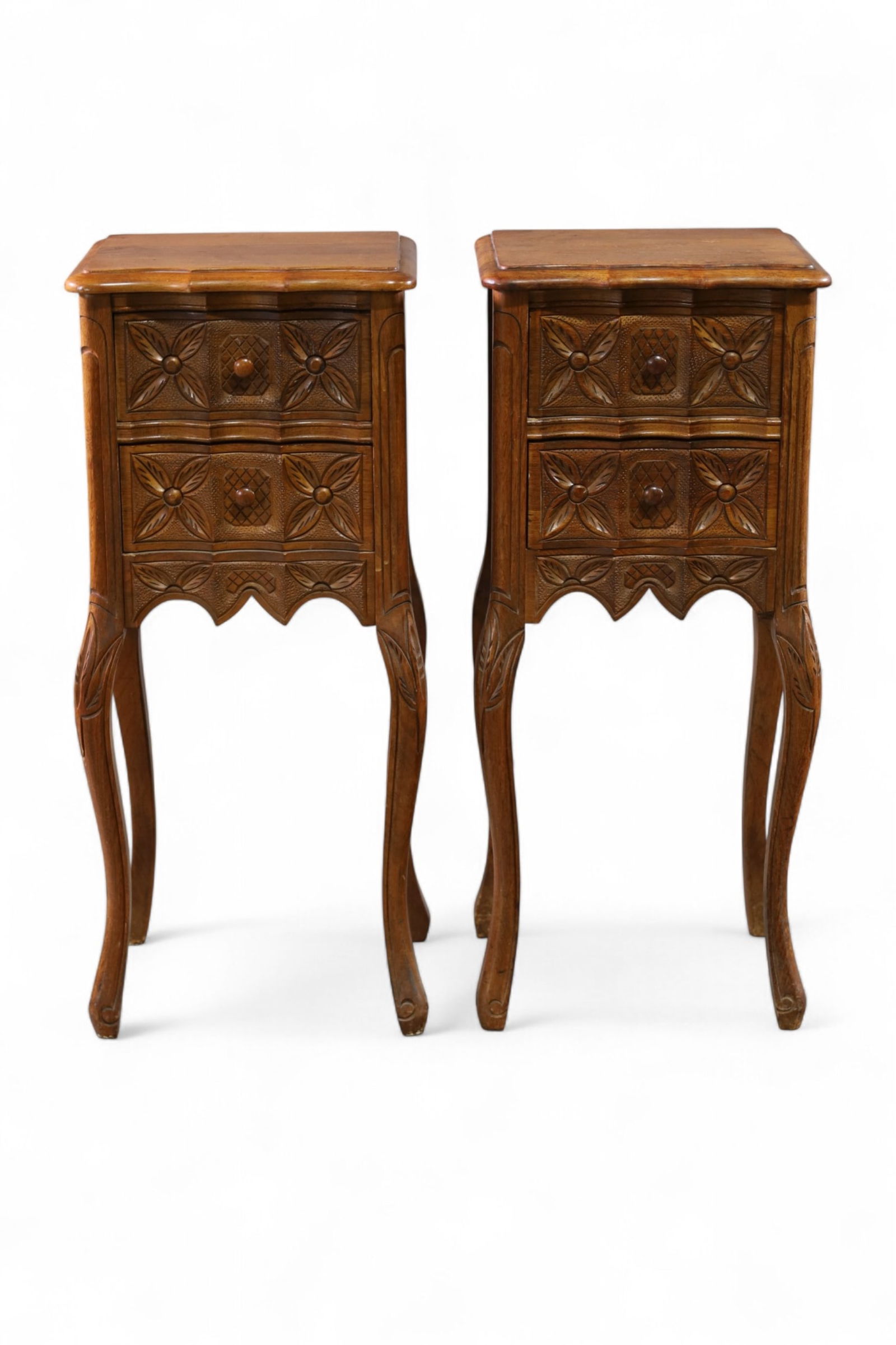 PAIR OF 1930'S FRENCH STYLE NIGHTSTANDS (1 of 3)