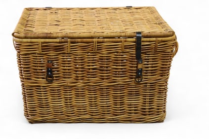WICKER BASKET