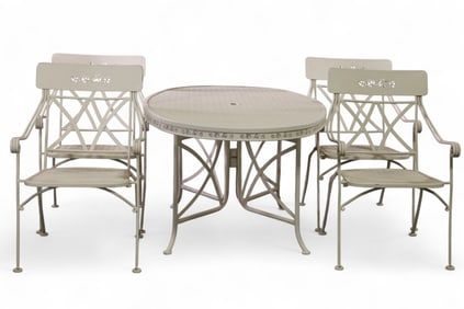 PATIO TABLE & 4 CHAIRS