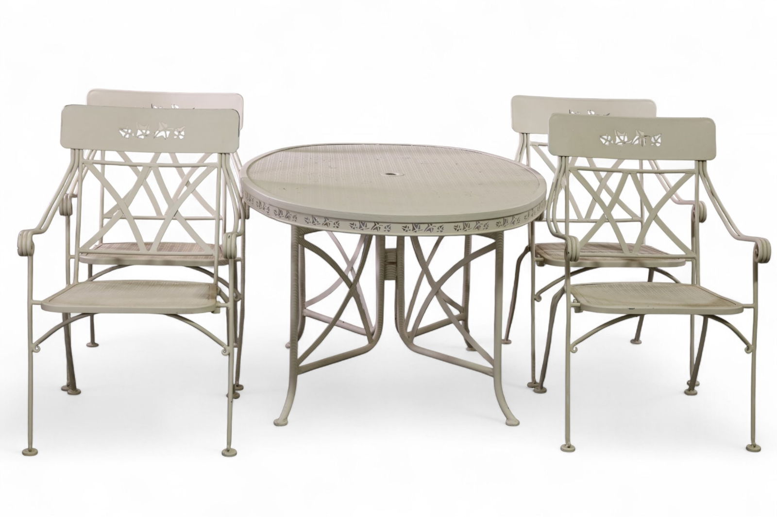 PATIO TABLE & 4 CHAIRS (1 of 3)