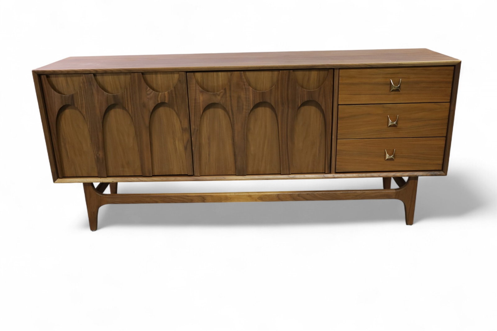 MID CENTURY MODERN STYLE CREDENZA (1 of 3)