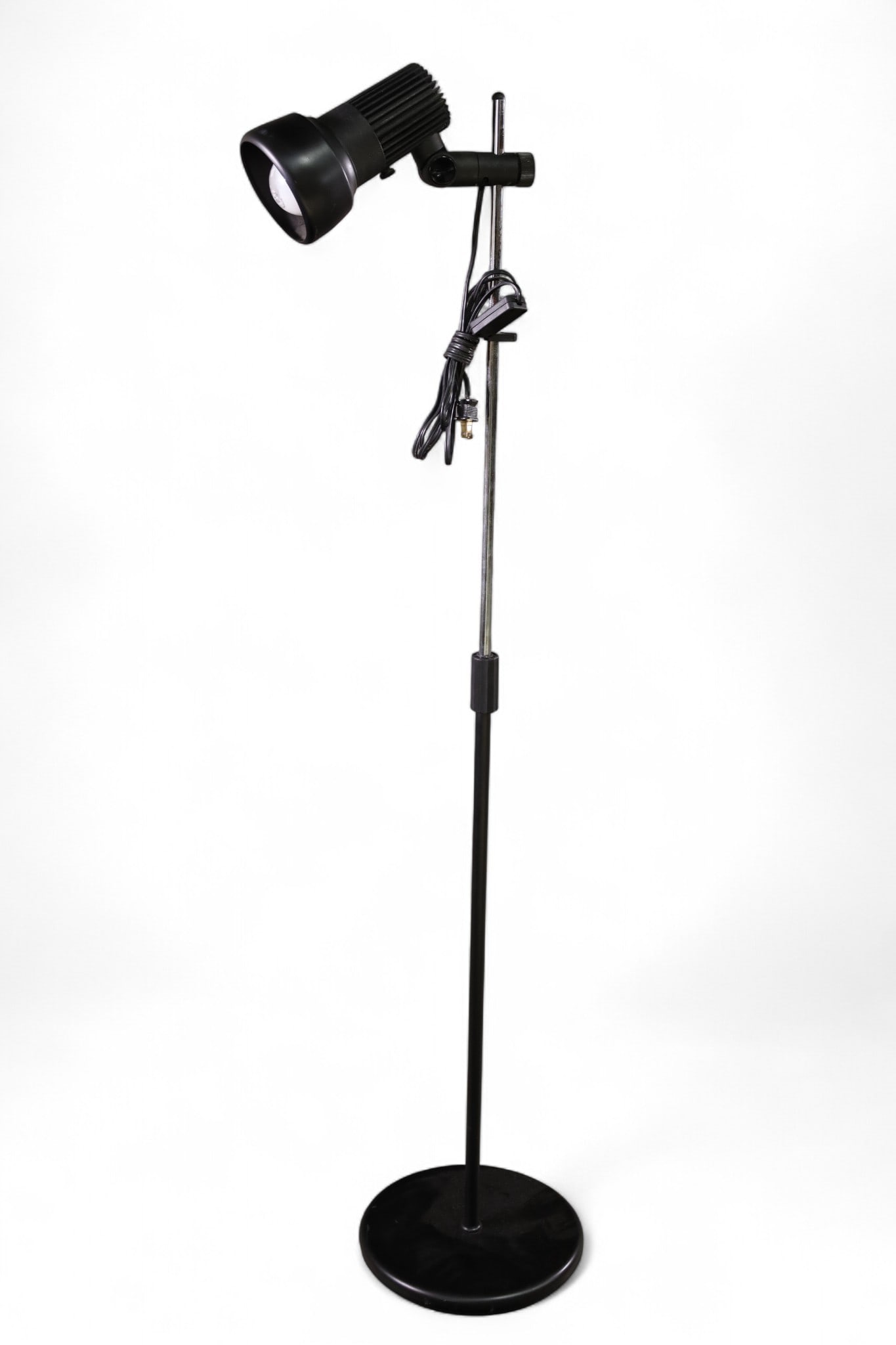 MCM FLOOR LAMP (1 of 2)