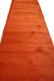 APPROX 4' x 15' MCM SHAG RUNNER RUG