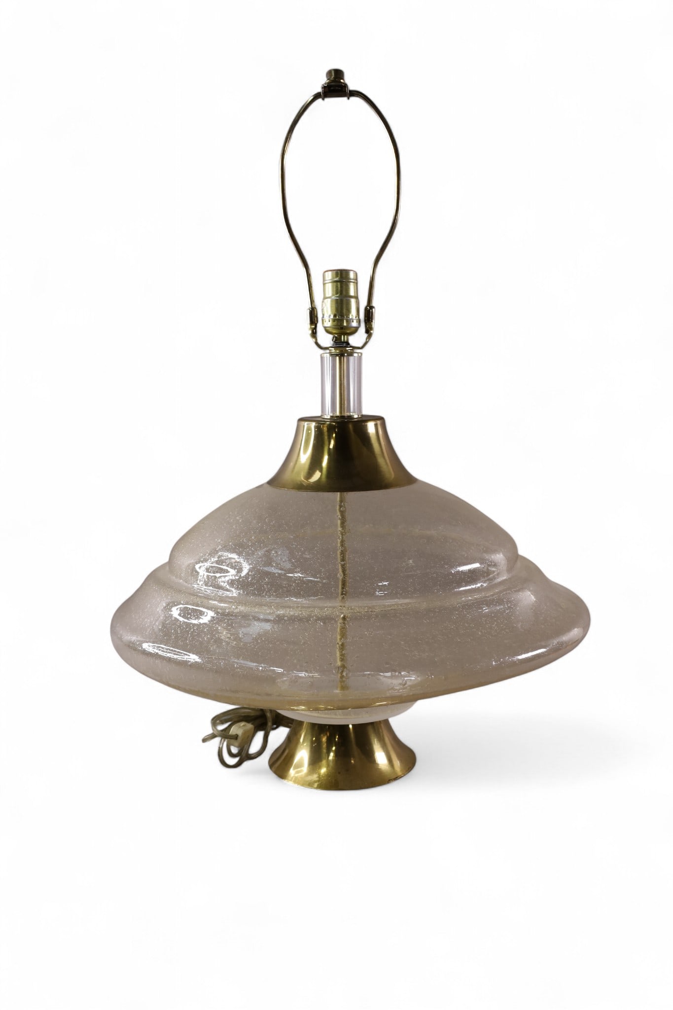 VINTAGE TABLE LAMP: LARGE GLASS AND BRASS TABLE LAMP, UNMARKED. 17" DIAM x 25" H. . THIS ITEM EXCEEDS SIZE LIMITATIONS FOR IN HOUSE SHIPPING, MUST BE PICKED UP IN HOUSE OR SHIPPED VIA 3rd PARTY GROUND SHIPPER.