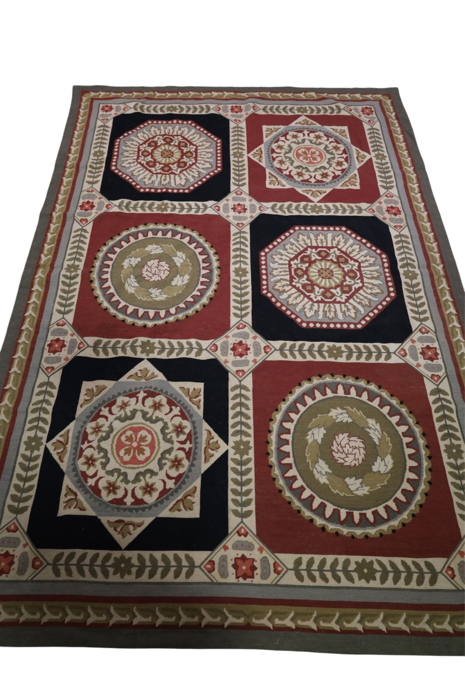 AUBUSSON STYLE RUG (1 of 4)