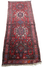 APPROX 5' 3" x 2' HANDMADE WOOL RUNNER