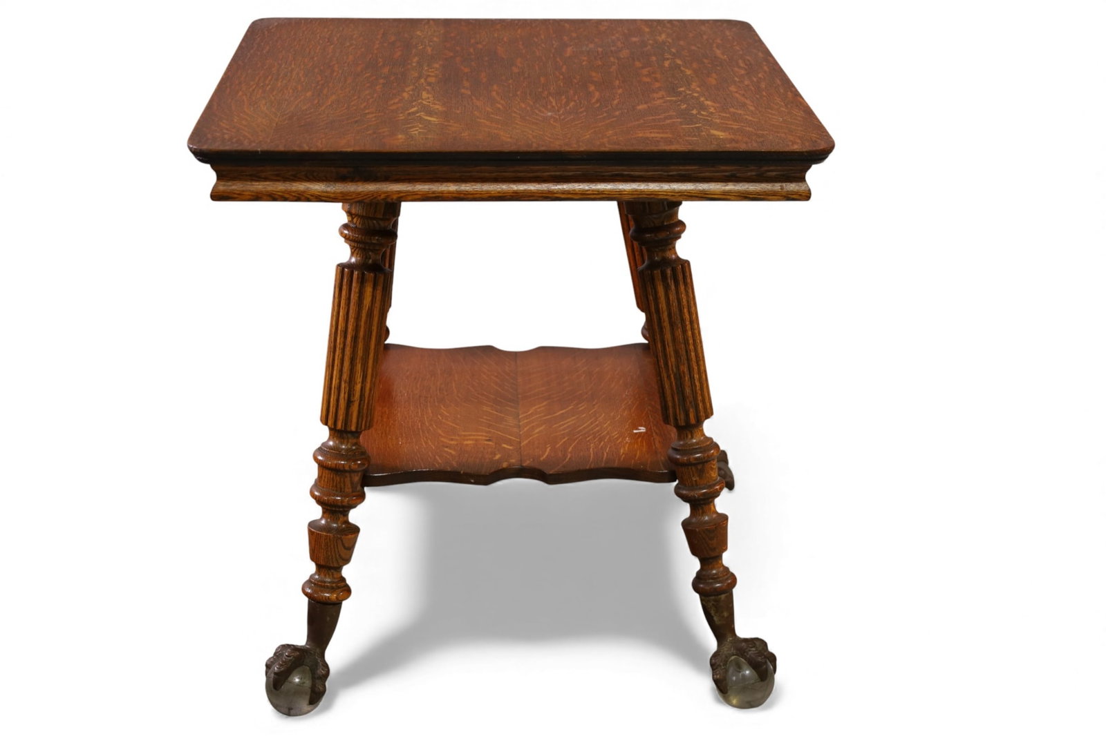 1900'S AMERICAN OAK LAMP TABLE (1 of 3)