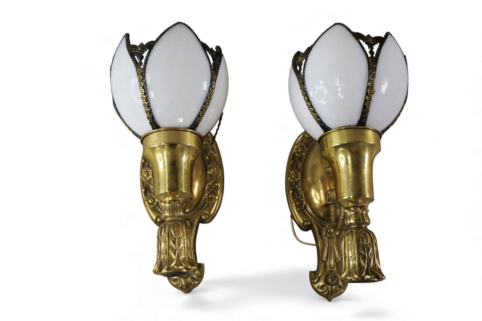 PAIR OF SLAG GLASS WALL SCONCES: PAIR OF SLAG SHADE WALL SCONCES. 11" H.
