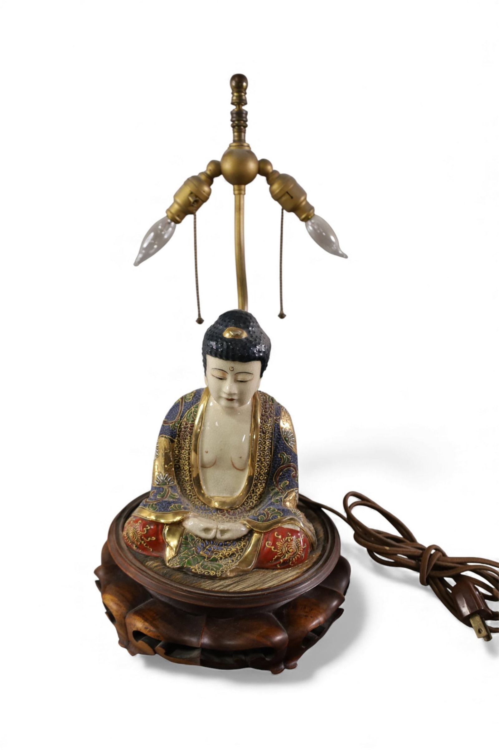 CHINESE PORCELAIN TABLE LAMP: PORCELAIN TABLE LAMP, SEATED BUDDHA, DOUBLE SOCKET. 17" H.