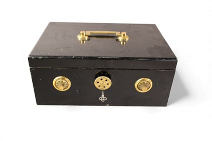 ANTIQUE LOCK BOX