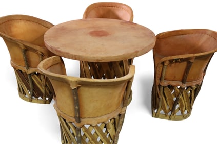 EQUIPALE TABLE & CHAIRS