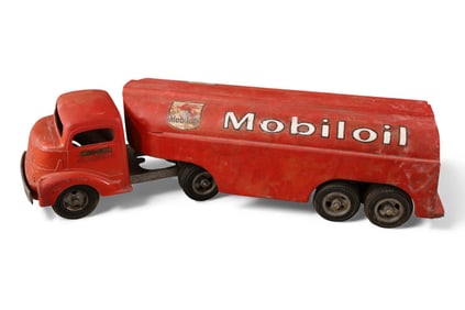SMITH MILLER GMC MOBILGAS TANKER