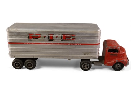 SMITH MILLER GMC PIE TRUCK