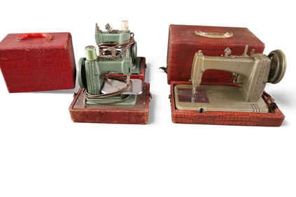 3 TOY SEWING MACHINES