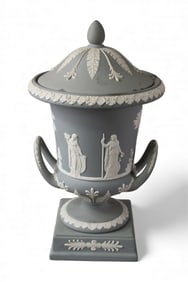 WEDGWOOD CAMPANA URN