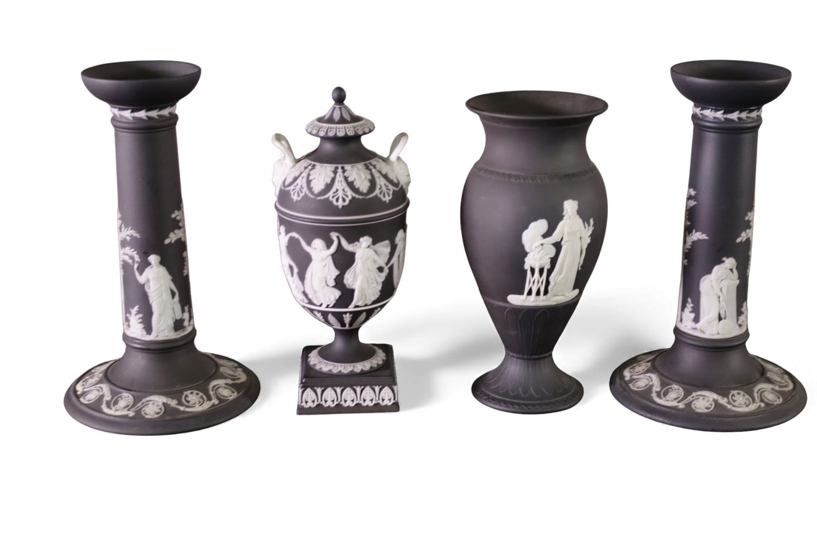 4 PCS OF WEDGWOOD (1 of 3)