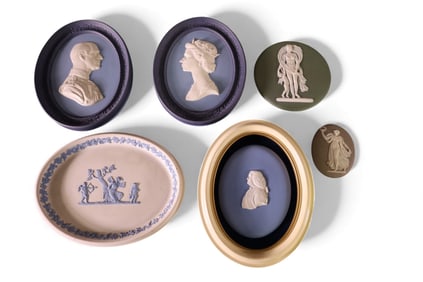 COLLECTION OF WEDGWOOD PLAQUES