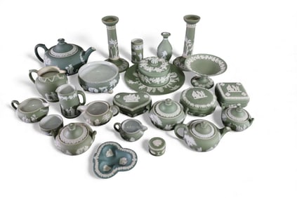 LARGE LOT OF GREEN WEDGWOOD