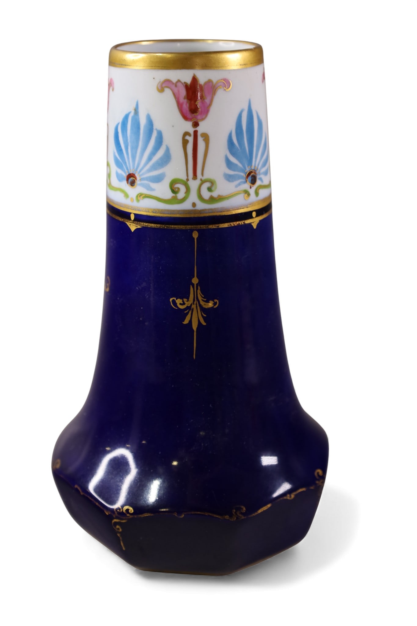 KAY-BEE PORCELAIN VASE (1 of 3)