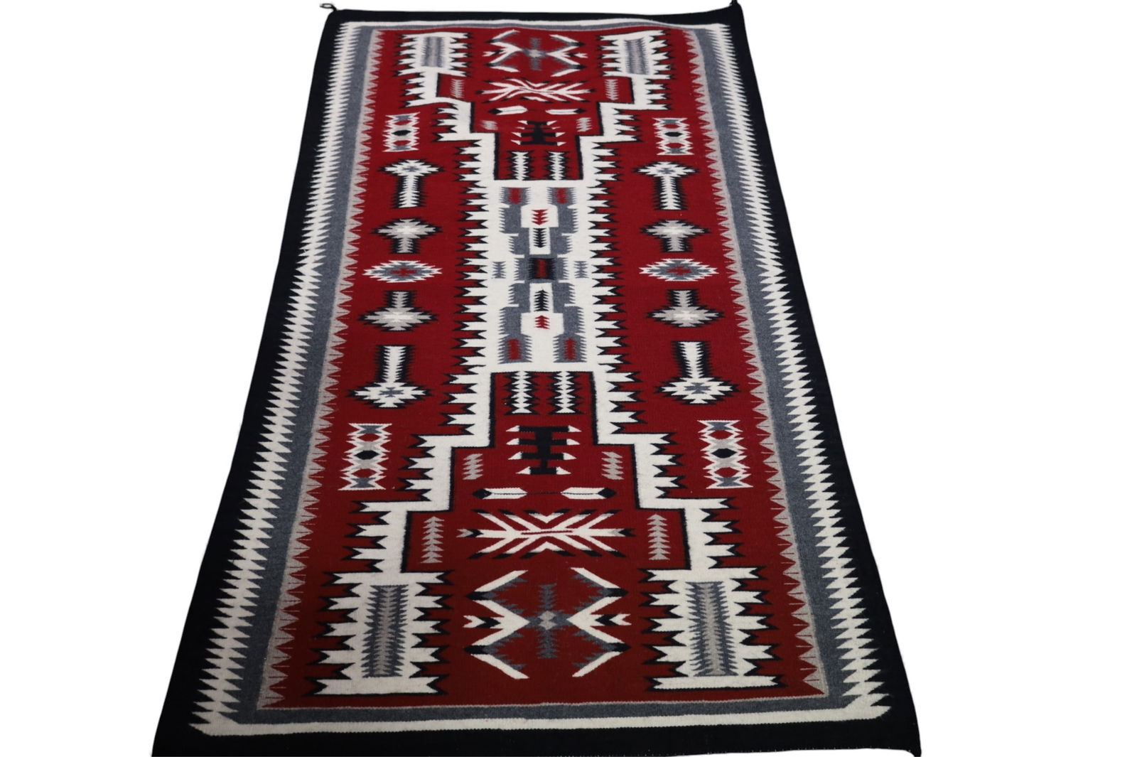 LARGE NAVAJO RUG (1 of 4)