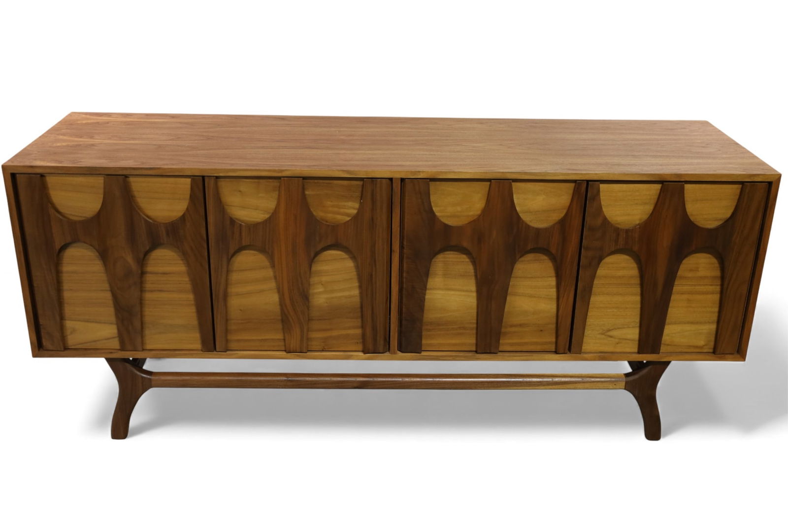 CUSTOM MADE MID CENTURY MODERN STYLE CREDENZA (1 of 4)
