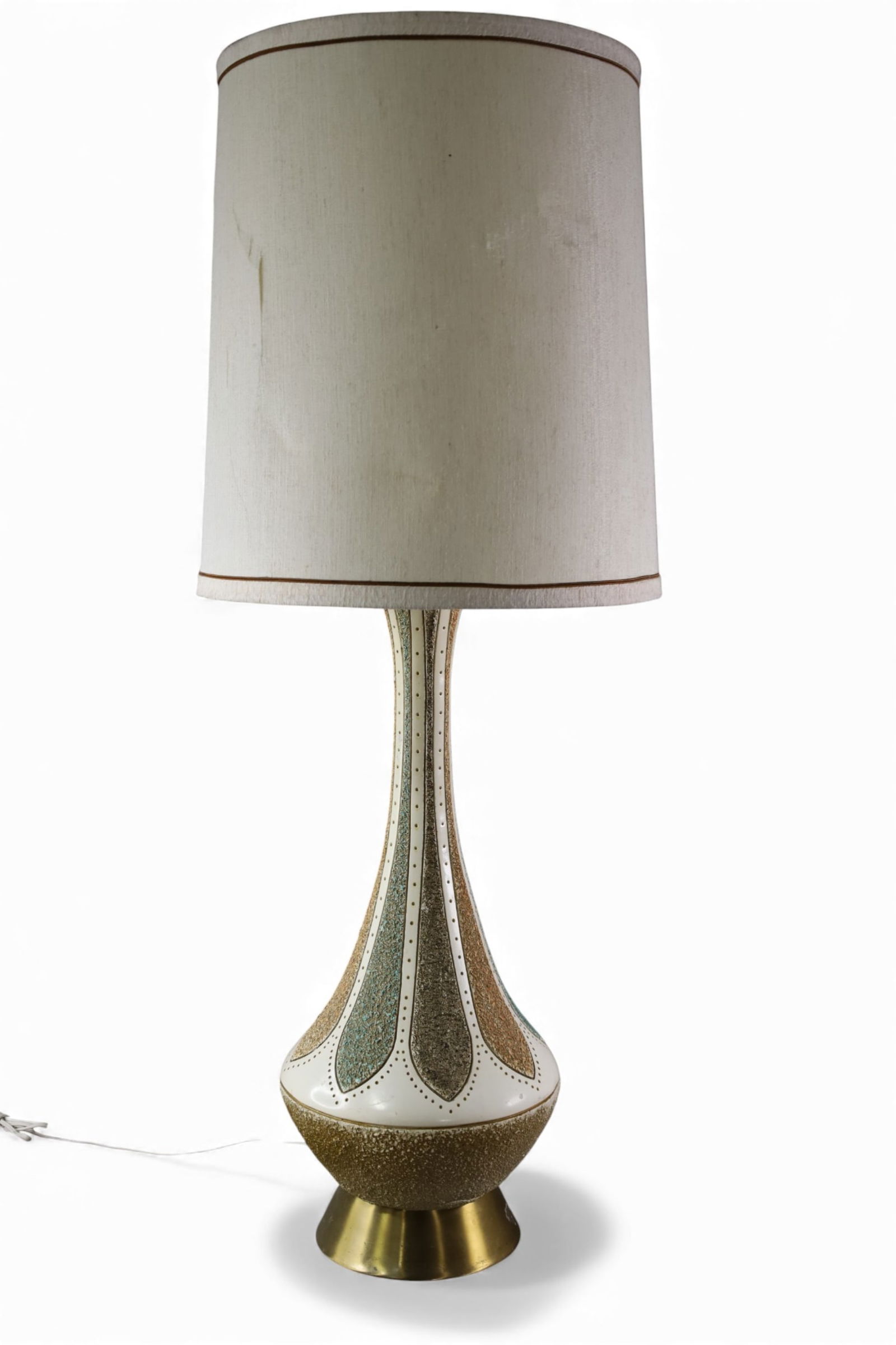 LARGE MID CENTURY POTTERY LAMP (1 of 3)