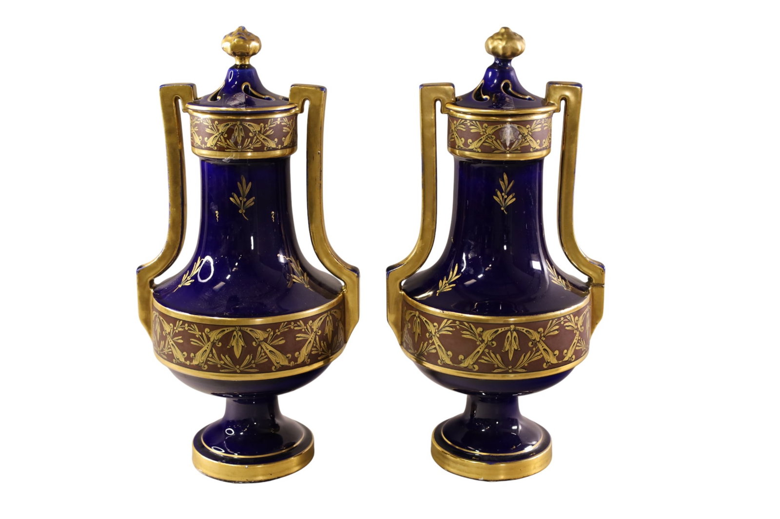 PAIR OF FRENCH PINON HEUZE URNS: PAIR OF FRENCH PORCELAIN LIDDED URNS MARKED. PINON HEUZE URNS. 16" H.