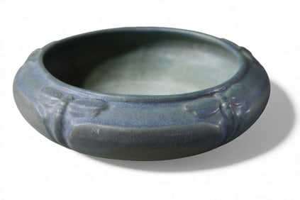 VAN BRIGGLE CENTER BOWL