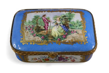 SEVRES COVERED DRESSER BOX