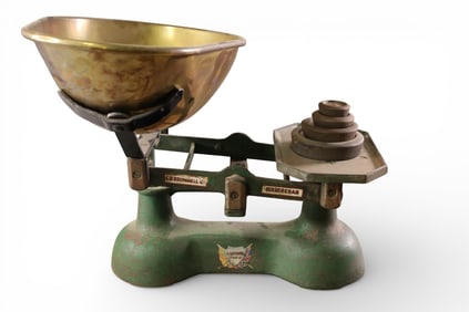 ANTIQUE SCALE