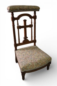 GOTHIC PRAYER CHAIR
