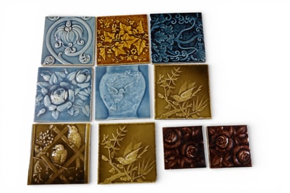 GROUPING OF MAJOLICA TILES