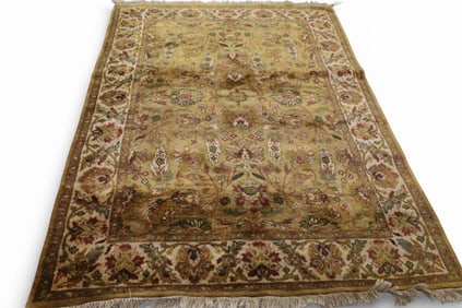 APPROX 5' x 7' WOOL RUG