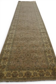 APPROX 17' 6" x 4' 3" HANDMADE WOOL RUG