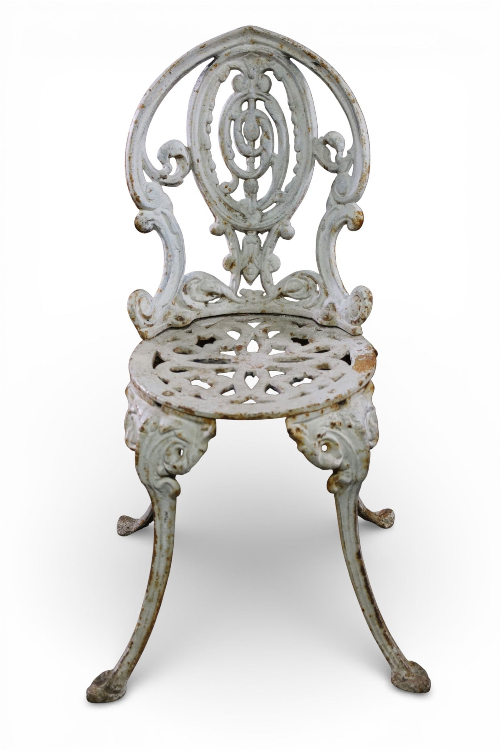 GARDEN CHAIR: PAINTED FINISH, CAST IRON GARDEN CHAIR. RUST, PAINT LOSS. 13" W x 15" D x 30" H. THIS ITEM EXCEEDS SIZE LIMITATIONS FOR IN HOUSE SHIPPING, IT MUST BE PICKED UP IN HOUSE OR SHIPPED VIA 3rd PARTY GROUND