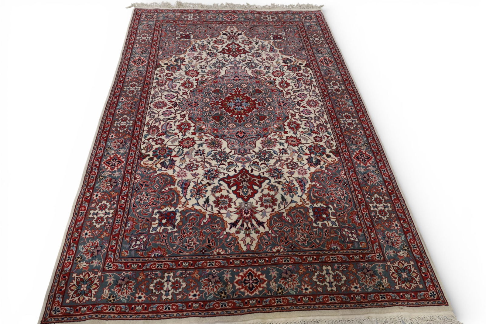 APPROX 8' x 5' HANDMADE WOOL RUG: HANDMADE WOOL RUG.