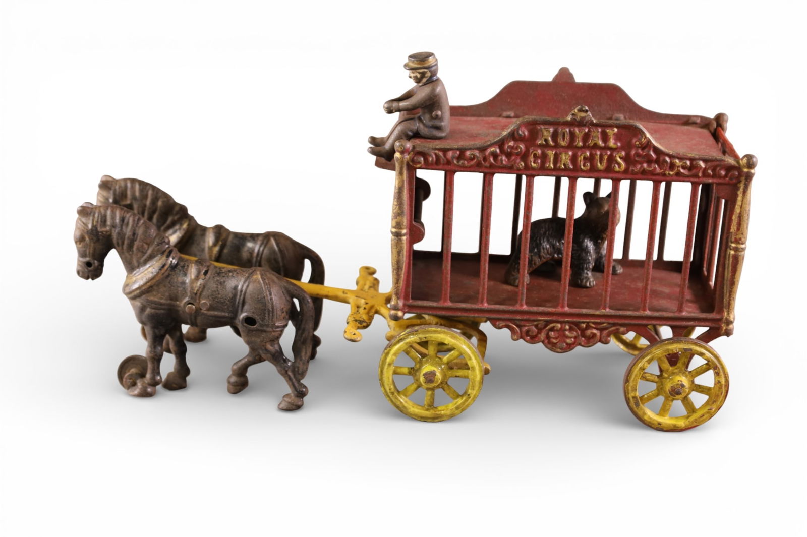 ANTIQUE CAST IRON ROYAL CIRCUS WAGON (1 of 2)