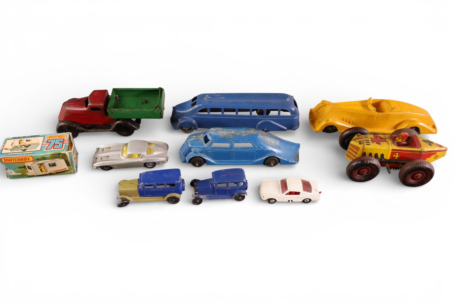 9 MISC TOY CARS & TRUCKS (1 of 4)