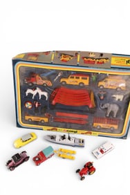 GROUPING OF CORGI & DINKY TOYS