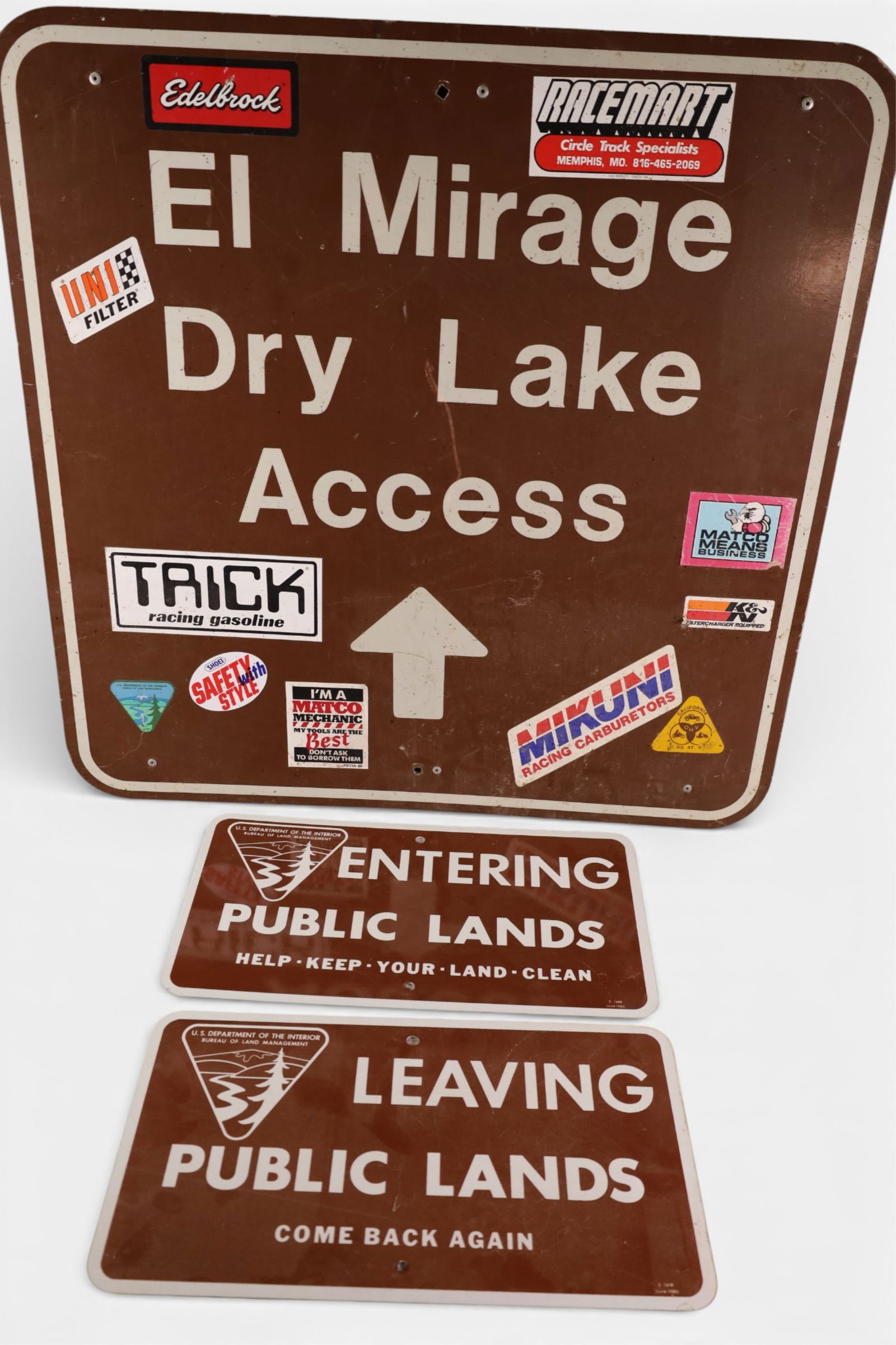 3 EL MIRAGE SIGNS (1 of 3)