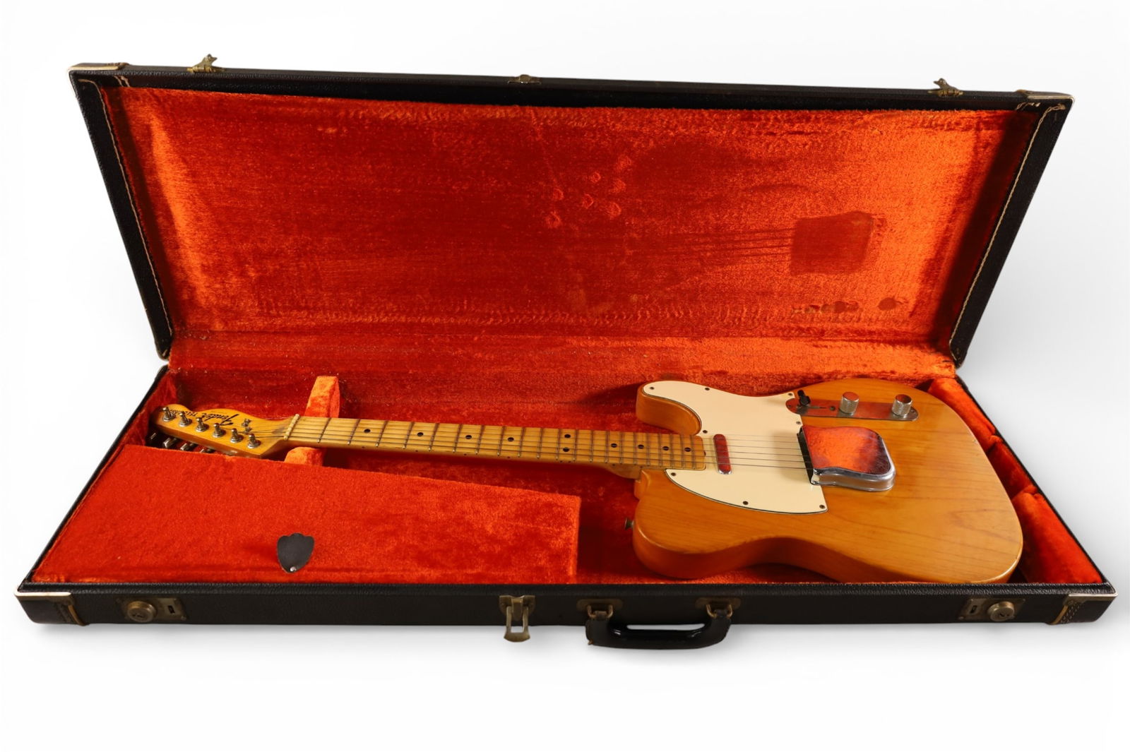 FENDER TELECASTER GUITAR: FENDER TELCASTER, 377090, 1973 FENDER TELECASTER GUITAR. IN ORIGINAL CASE.