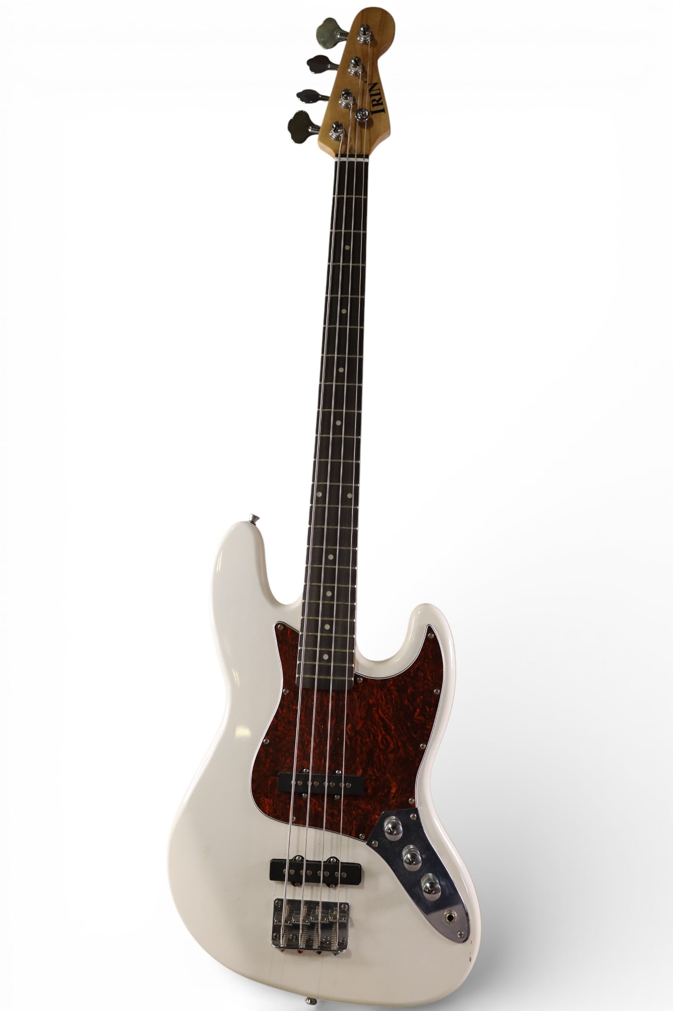 IRIN BASS GUITAR (1 of 5)