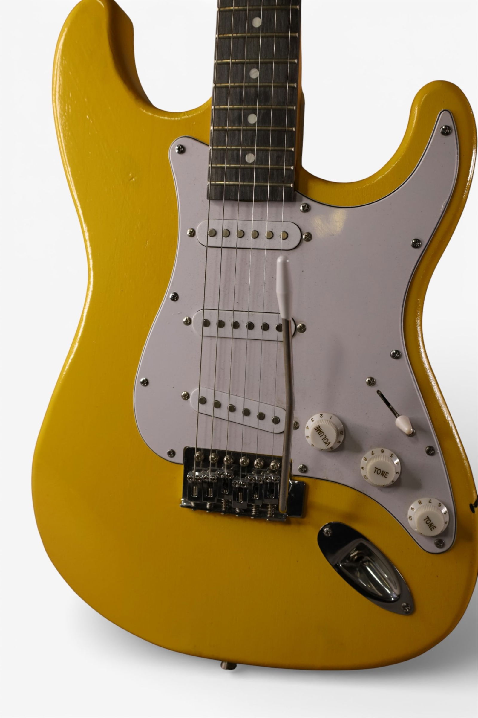 2 ELECTRIC GUITARS - 3